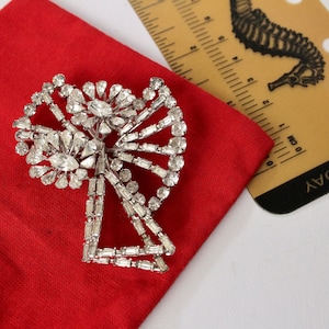 Vintage AZUB AUSTRIA Floral Brooch: Crystal Rhinestones, Rhodium Plated