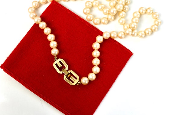 Vintage 1977 Classic Style Givenchy Long Glass