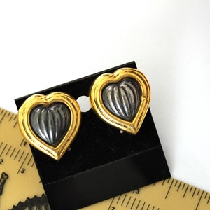 Signed Uno Li Paris  Gunmetal  and  Hold tone  heart    Earrings clip on High couture French   earrings  #2886