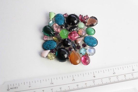 KJL Kenneth Jay Lane Jewel-tone Cabochon Brooch: … - image 4