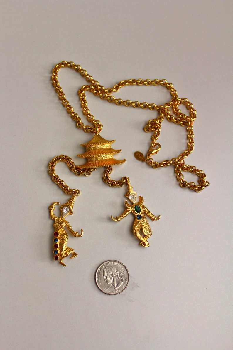 Kenneth Jay Lane KJL Necklace Pendant Brooch Pagoda with 2 Chinese dancers 1479 image 4