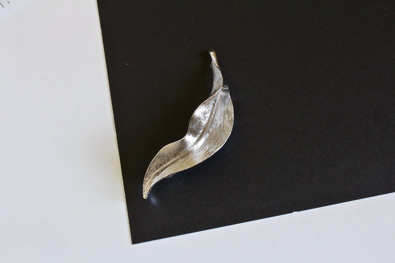 Broche Vintage Sapin De Noël Signée Marcel BOUCHER - Métal Doré Des Années 1970