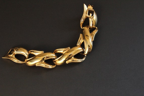 Signed Hubert GIVENCHY  Statement Gold tone Link … - image 3