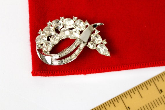 Crown Trifari  Pat Pend rhodium plated   Brooch  … - image 4