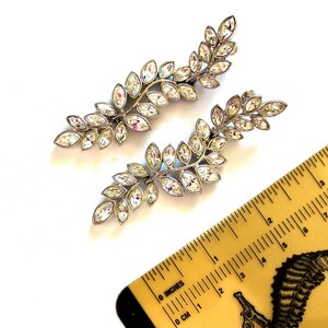 Iconische Kenneth Lane KJL extra lange Leaf Rhinestone zilverkleurige kroonluchter oorbellen #2666