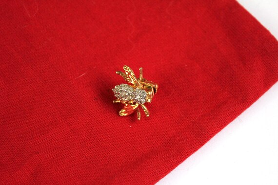 Unsigned small  Bee pin with Clear Rhinestones - … - image 3