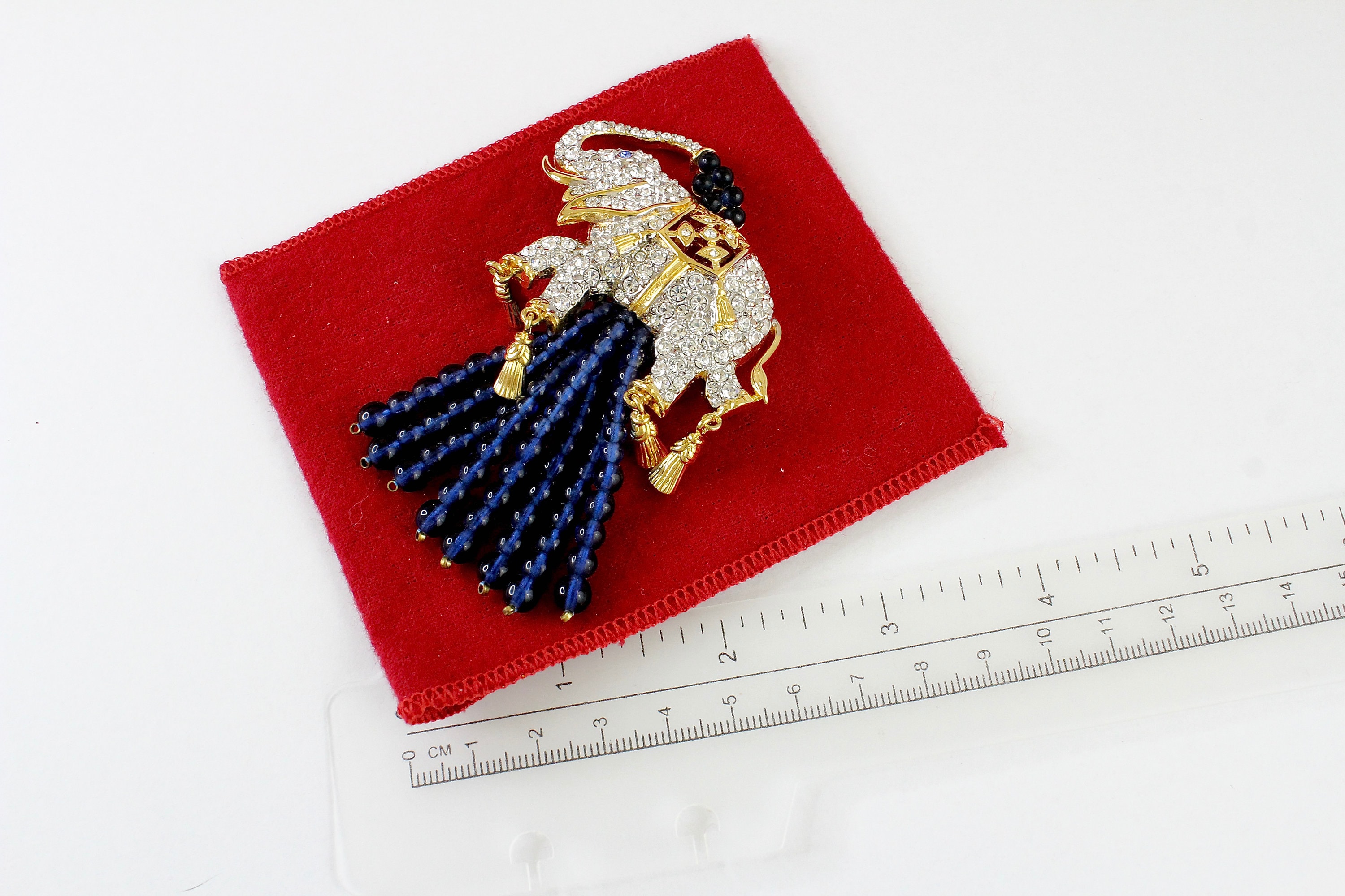 レア　エリザベステイラーデザイン　エイボン　ブローチ レアエリザベステイラーデザインエイボンブローチ