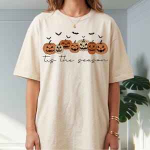 Es la temporada de calabazas de Halloween en formato PNG, descarga digital gótica de Halloween. imagen 5