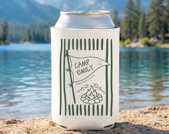 Enfriador de latas personalizado para despedida de soltera con temática de campamento, portavasos para despedida de soltera con temática de campamento, recuerdos para la fiesta nupcial en el lago, regalos personalizados para damas de honor en la montaña