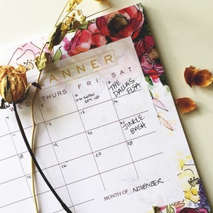 Red Floral Monthly Calendar Planner, Desk Accessory image 3