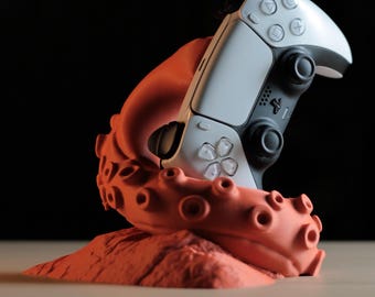 Kraken Controller Holder for PS5 & Xbox | Octopus Tentacle Stand for Gaming Setup | Gamer Gift for Friend | Desk Organizer