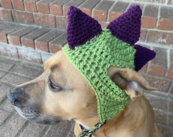 Gehaakte dinosaurusmuts voor honden | Hondenmuts met stekels, oorklappen en vlechtjes | Halloweenkostuum voor huisdieren | Cadeau voor puppy's | Theeblad Diep Violet