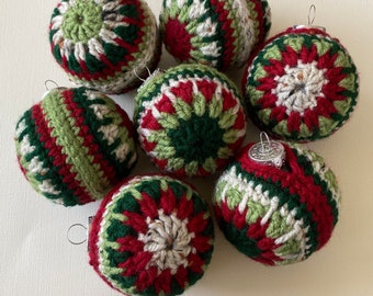 Crochet Christmas Ornament, Christmas Bauble, Vintage Christmas Ornament, Holiday Decor [Burgundy, Aran Fleck, Hunter Green, & Tea Leaf]