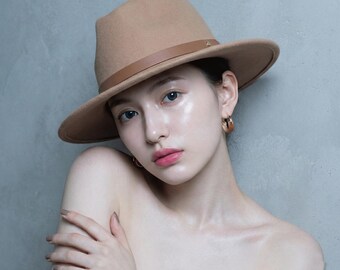 Camel Wide Brim Fedora Hat Women - Wool Felt Rancher Hat with Leather Band - Boho Western Style Panama Hat - Stiff BrimAutumnWinterAccessory