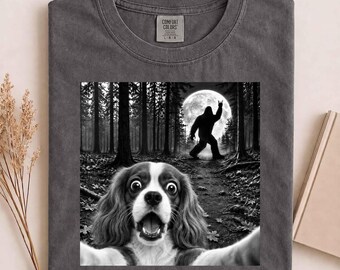Cavalier King Charles Spaniel Selfie Bigfoot Rock and Roll T-Shirt, Cavalier Dog Mom Tee, Funny Bigfoot Gift, Retro Dog Lover Shirt
