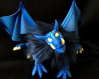 DRAGON Sculpture Fantasy Creature Doll * Blue Toothed Dragon Puppet * Mythical Creature Doll * Shoulder Puppet Cosplay Beast