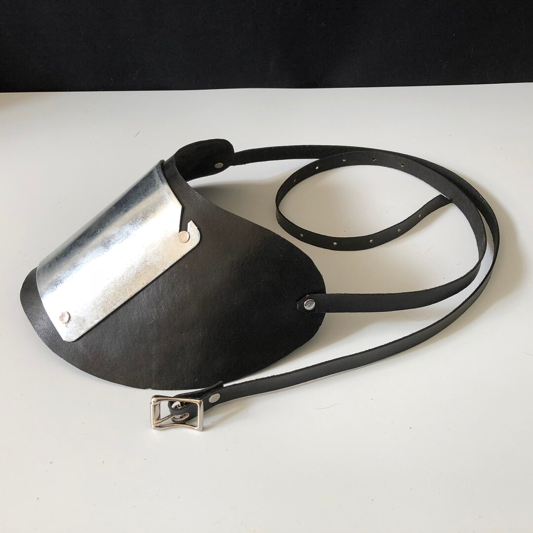 BLACK LEATHER Puppet HARNESS, Metal Plate, Renaissance Faire Shoulder Puppet Harness Larp