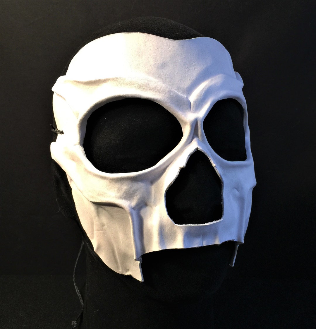 Dead White and Blue Mask
