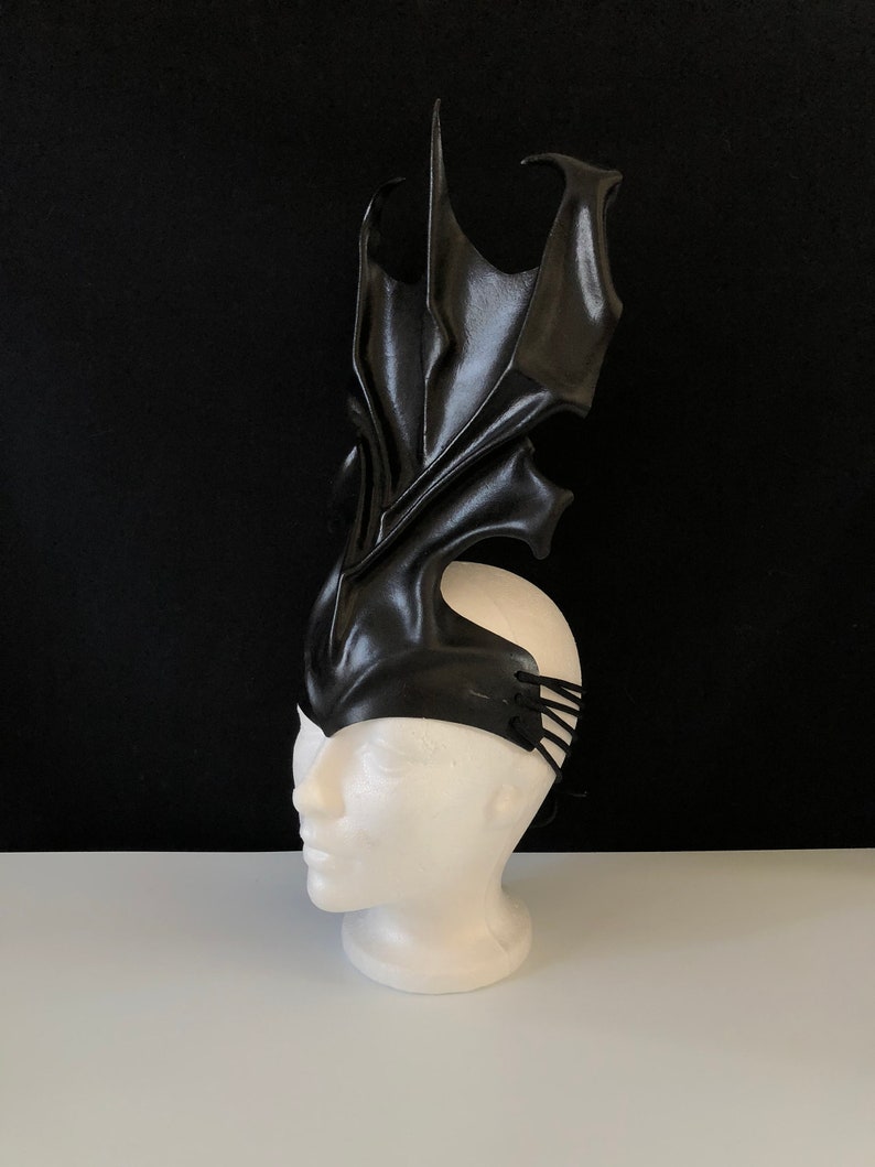 Xenomorph Costume Headpiece Queen Xenomorph Cosplay Leather Etsy