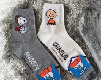 Calcetines de dibujos animados de Snoopy y Charlie • Estilo otoñal kawaii