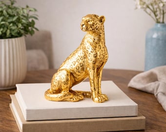 Goldene Leopard Statue - hockende Geparden Figur - Moderne Tierskulptur für Chefschreibtisch, Eingangshalle & Hoteldekor
