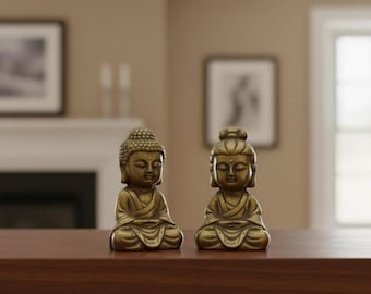Mini Solid Brass Guan Yin Buddha Figurine – Vintage Copper-Tone Handcrafted Statue, Small Spiritual Ornament for Home, Office & Desktop