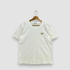 Vintage Comme des Garcons Play T-Shirt Medium White Gold Heart Applique Patch Made In Japan CDG Crewneck Tee Size M