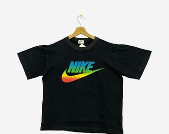 Vintage 80s Nike T-Shirt Medium Nike Rainbow Swoosh Logo Tee Made in Japan Sportswear Streetwear Shirt Black Tees Size M