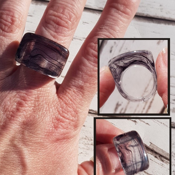 Bague en résine faite à la main transparente avec tourbillons noirs gothique punk