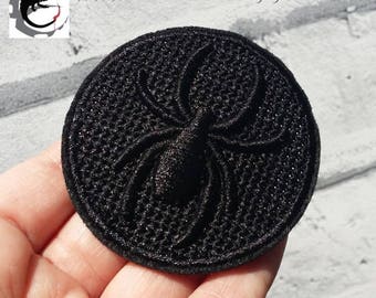 Araignée noire sur base en maille serrée fer brodé sur patch applique très gothique Emo Punk