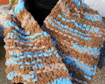 Mobius scarf / cowl in variegated brown and blue chenille yarn (040)