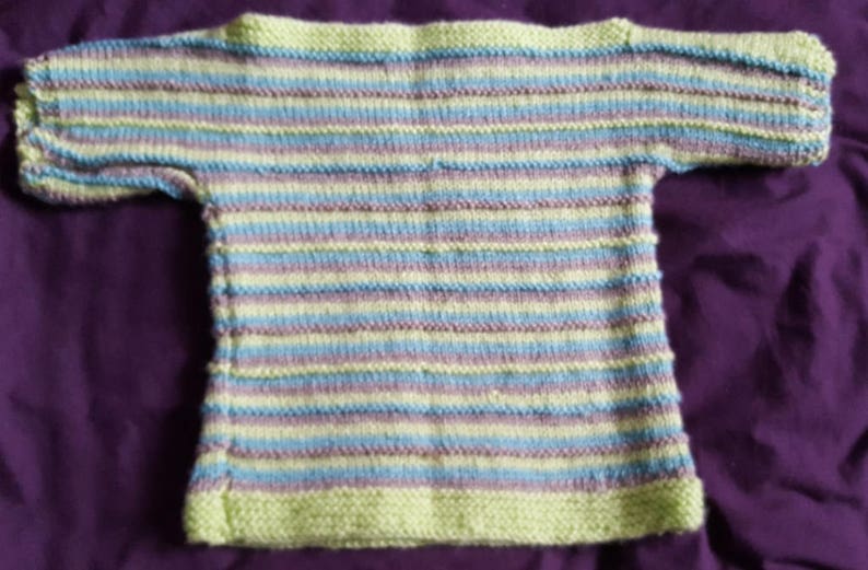 Hand knit childs jumper in apple green and grey, size 21 inch image 1