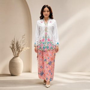 Chemisier Encim Kebaya à broderies florales, haut en coton à manches longues