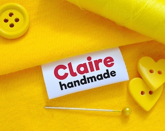 Personalisierte Aufnäher für selbstgenähte Gegenstände: Individuell hergestellte Klappanhänger 25 x 15 mm