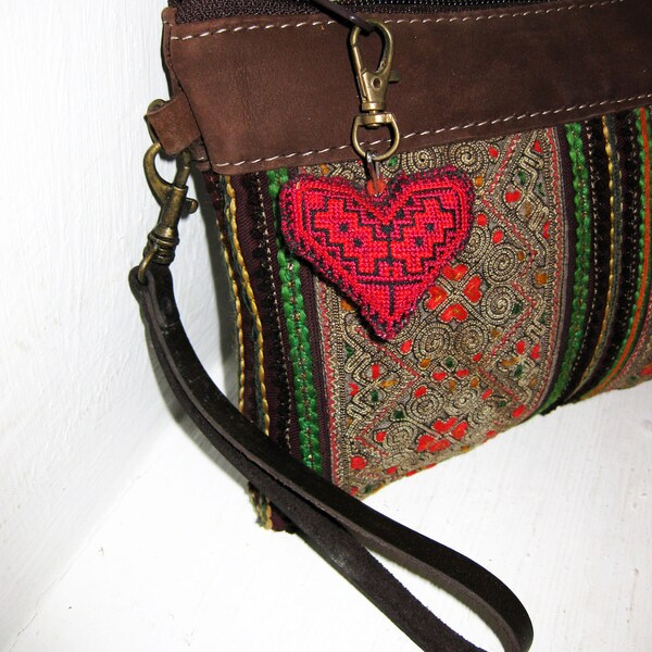 Key Chain Zip Pull Accessories Decoration A Little Heart Handmade by HMONG Tribe Thailand (ACC022-R)