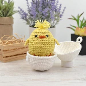 Baby Küken in Eierschale häkeln PDF, Süßes Amigurumi Plüschtier, anfängerfreundliche Frühlings Küken Anleitung, Sofort Download