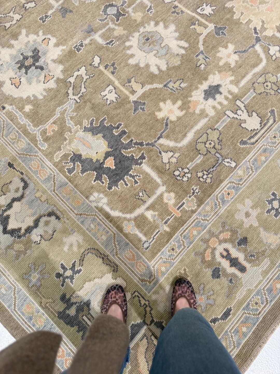 Hand Knotted Wool Oushak Rug: Vintage Style Floral Oushak - Etsy