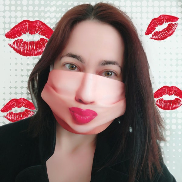 KISS Lustige Gesichtsmaske mit Lippen, Self Care, Textil waschbar, wiederverwendbare Gesichtsmaske, RED LIPS Style, bequem zu tragen