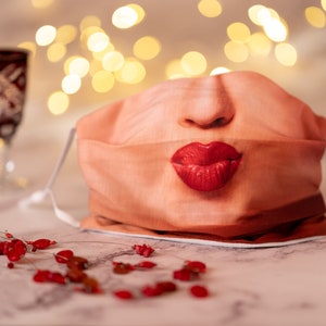 Valentine&#39;s Day Gift for Her, Lips Face Mask Adults, Kiss Face Mask, Washable With Filter Pocket RED LIPS Style
