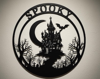 Spookachtig spookhuis metalen wanddecoratie, Halloween decoratie lasergesneden bord, vleermuis maan kerkhof scène, gotische horror veranda decoratie, griezelig seizoen cadeau