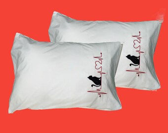 Kitty Love - bestickt, Set Kissenbezüge - Geschenkidee - für Sie und Ihn, Geschenk zur Hochzeit