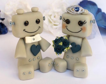 Wedding cake topper robots in love, steampunk nerd geek fantasy sci-fi wedding, custom bride and groom figurines