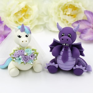 Dragon Unicorn bruidstaart topper, grappige gamer fantasy geek nerd paarse aangepaste middeleeuwse bruidstaart topper, eenhoorn draak decoratie