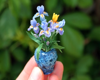 Miniature Flower Iris in Vase 1:12 Scale, Handmade Dollhouse Flowers Garden Plants