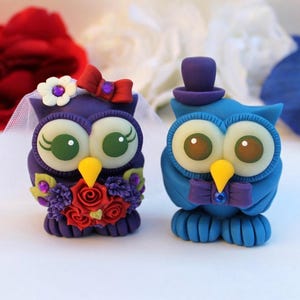 Bride and groom love bird owl cake topper, custom wedding cake topper, cute animal cake topper, owl wedding cake decorations with banner image 1