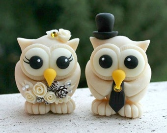 Winter wedding owl cake topper, champagne love birds, pinecone bouquet