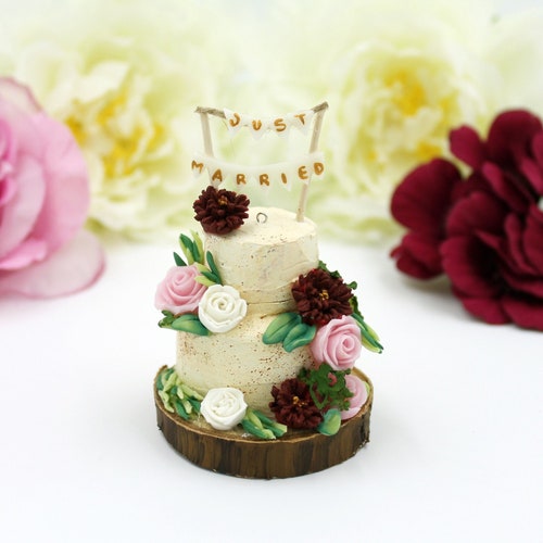 Wedding cake ornament replica, miniature mini wedding custom cake replica, 1st 5th 10 year anniversary couple gift, mini cake ornament