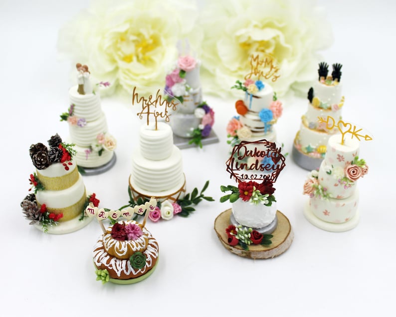 Réplica de pastel de bodas, réplica de mini pastel, parejas casadas a medida, adorno de pastel de bodas de Navidad, regalo del primer aniversario imagen 2