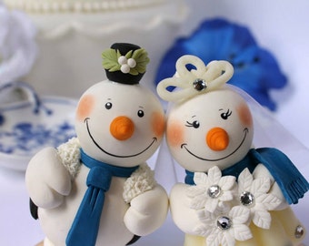 Wedding cake topper figurine, snowman wedding cake topper, mr and mrs winter wonderland rustic snowflake woodland Christmas cake topper