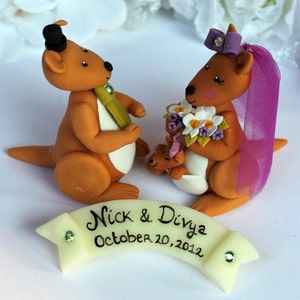 Kangaroo custom wedding cake topper, Australian kangaroos with baby, personalized wedding, 4 tall image 7